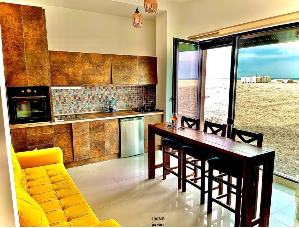Beach Rooms Roberta Mamaia Extérieur photo