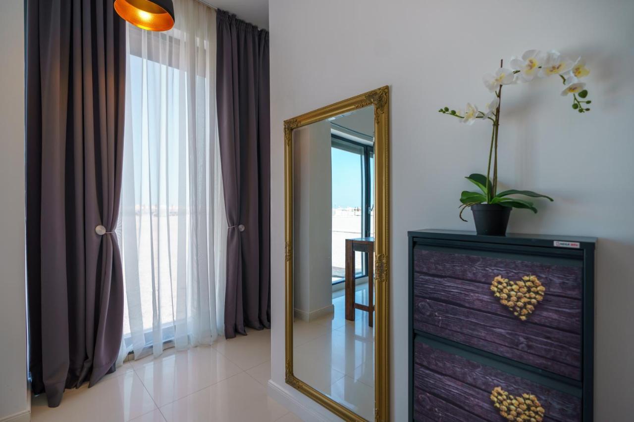 Beach Rooms Roberta Mamaia Extérieur photo
