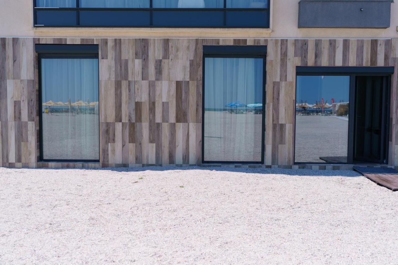 Beach Rooms Roberta Mamaia Extérieur photo
