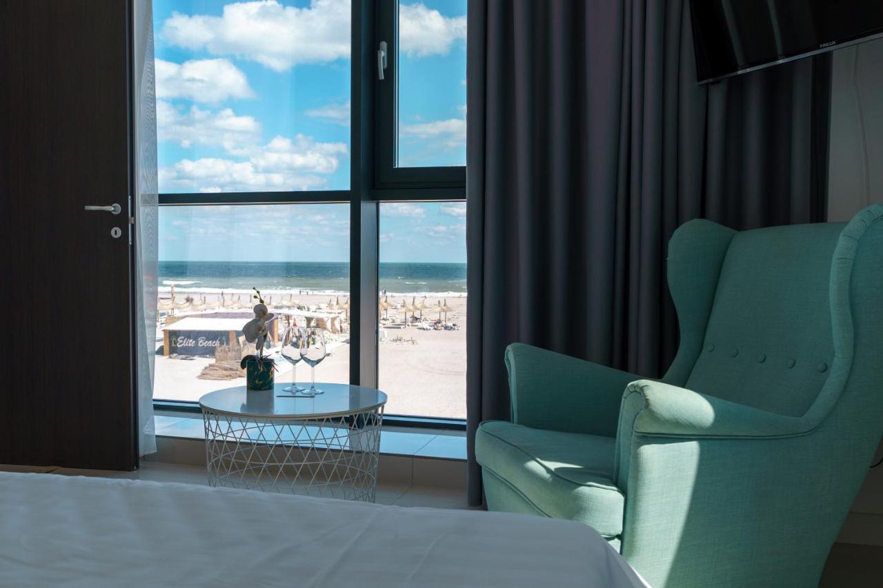 Beach Rooms Roberta Mamaia Extérieur photo
