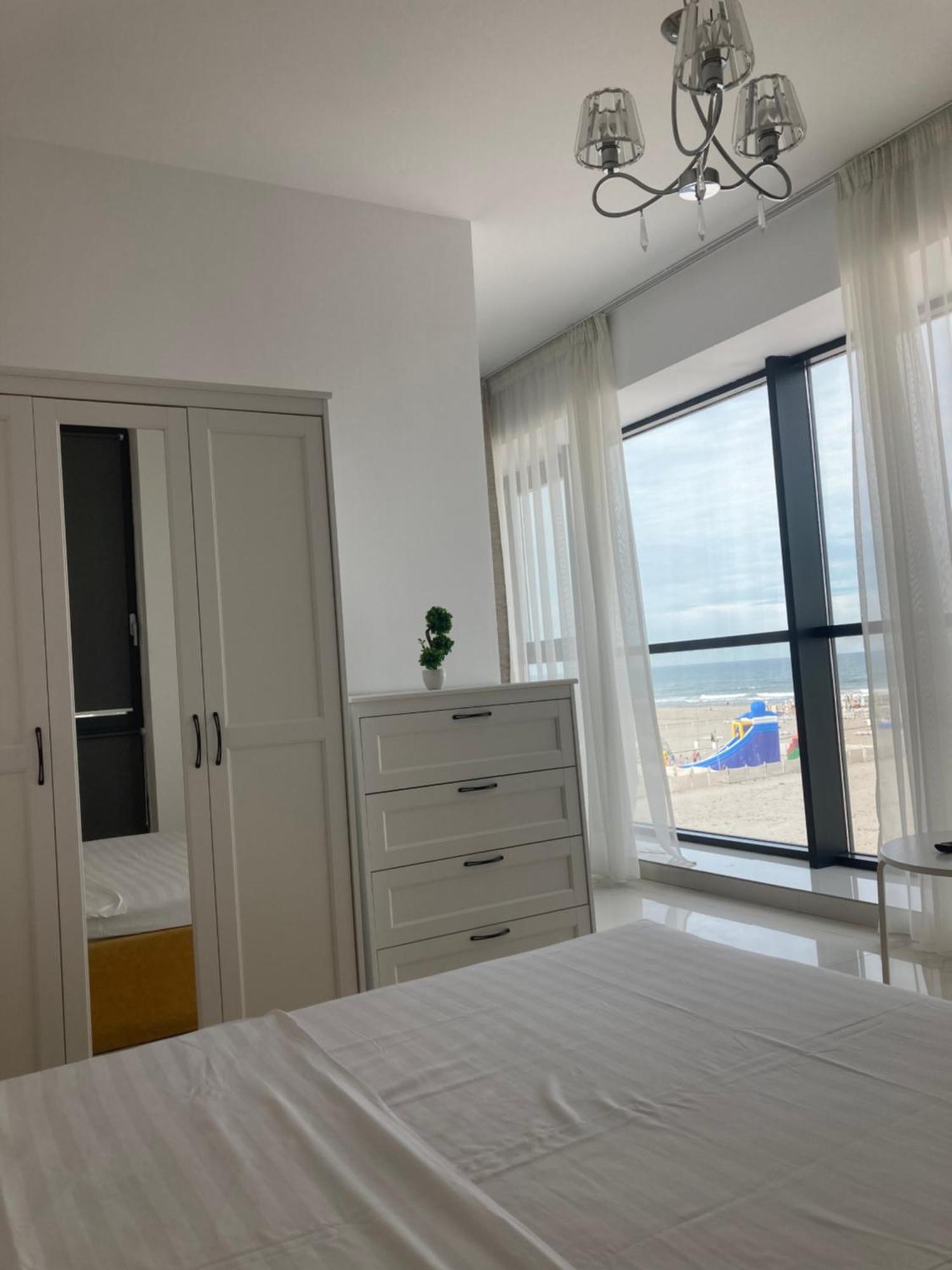 Beach Rooms Roberta Mamaia Extérieur photo