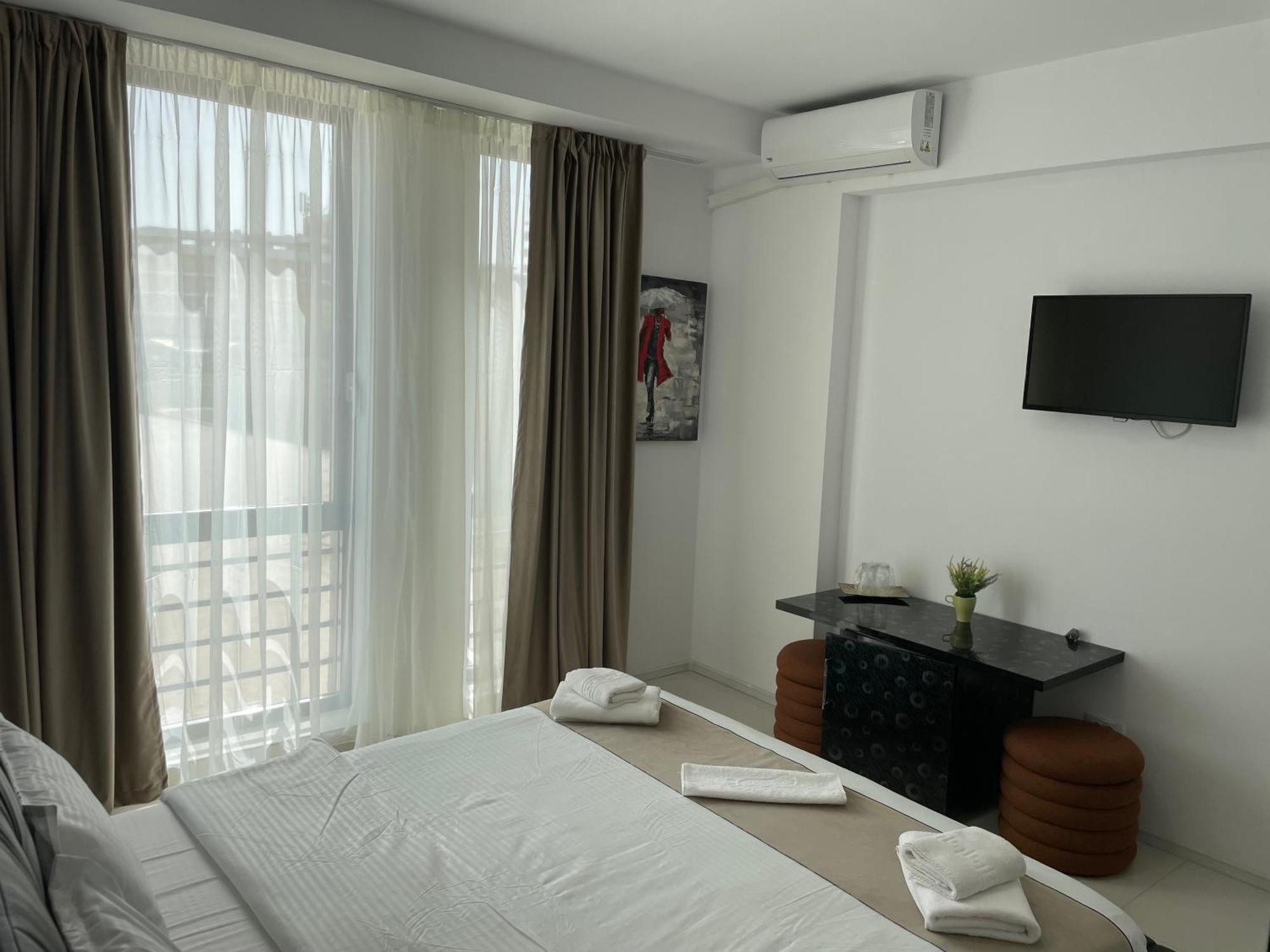 Beach Rooms Roberta Mamaia Extérieur photo